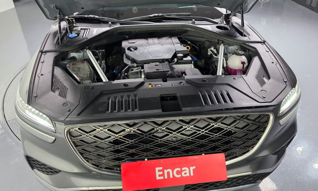 Genesis GV70 2.5T Gasoline AWD, 2025
