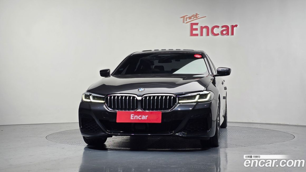 BMW 5-Series 530i M Sport Package, 2022
