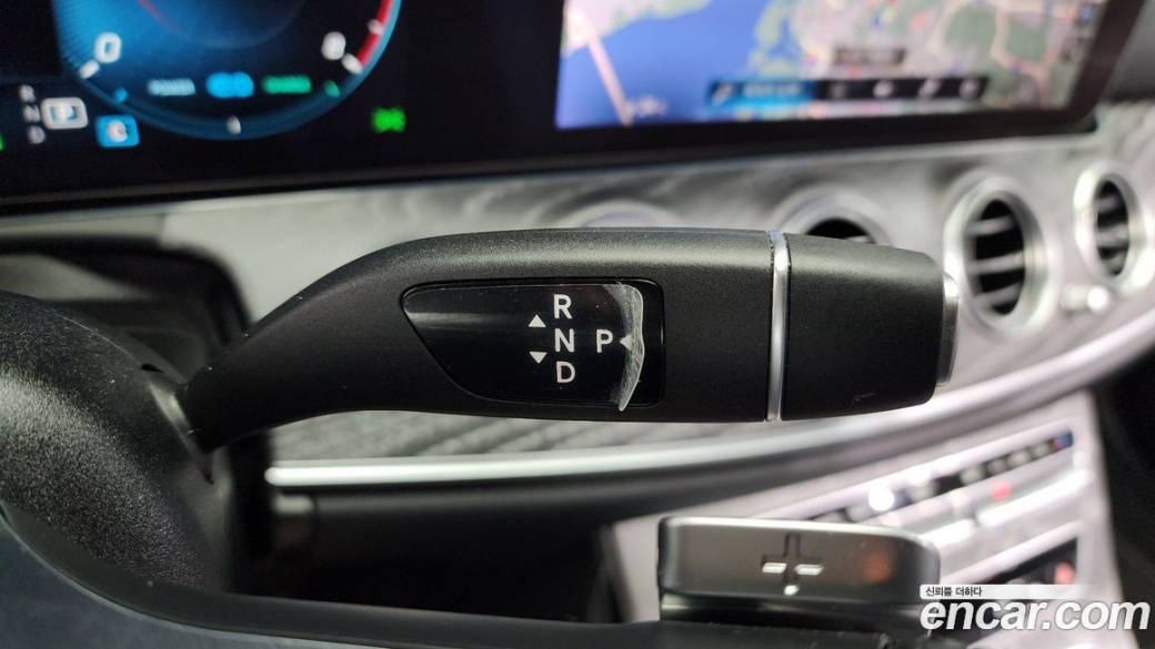 Mercedes-Benz E-Class E350 4MATIC AMG Line, 2021