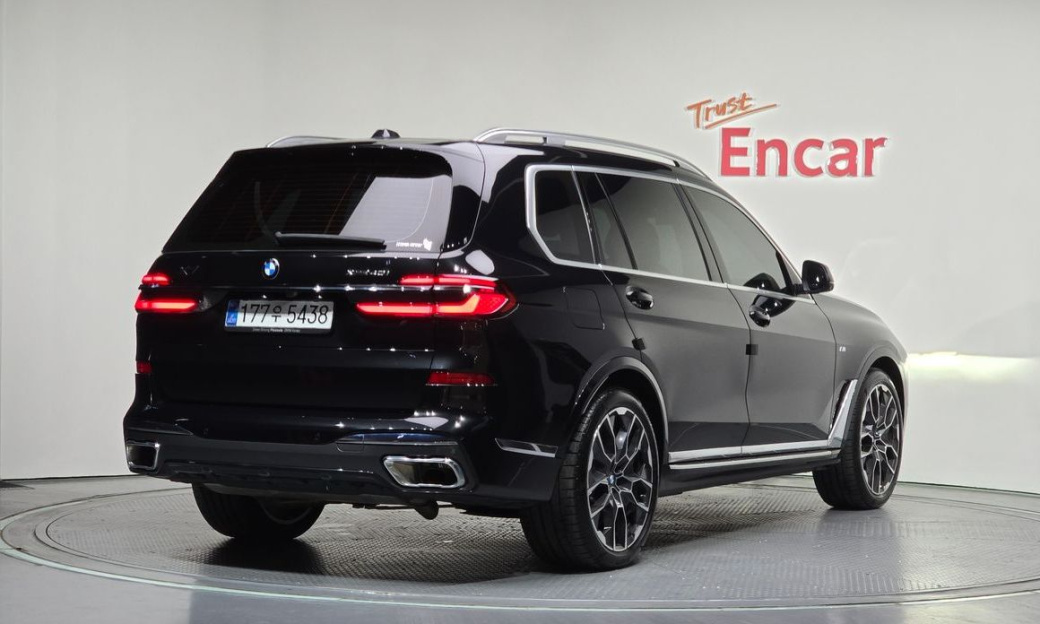 BMW X7 xDrive 40i M Sport 7STR, 2025