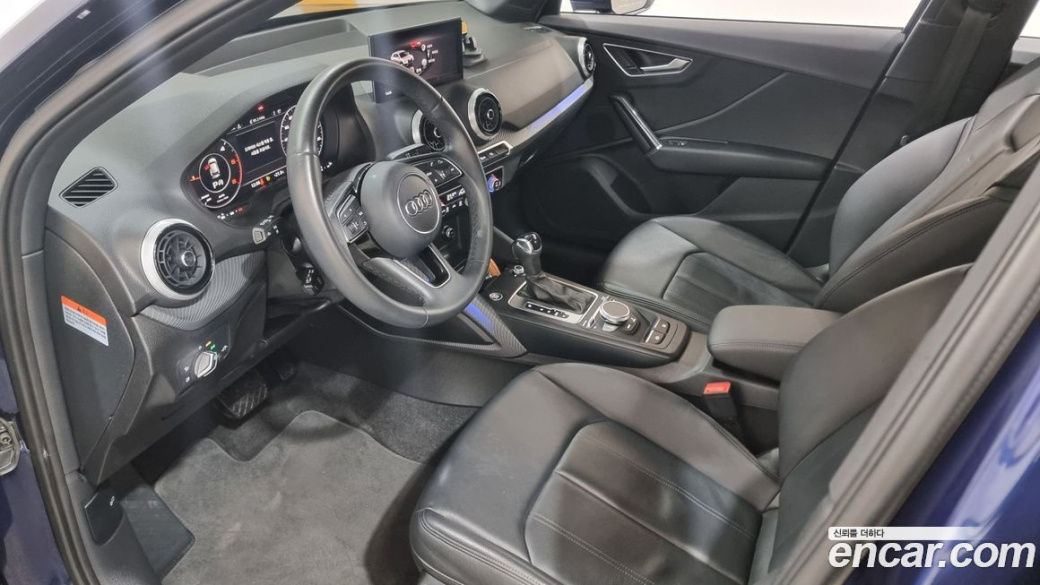 Audi Q2 35 TDI Premium, 2023