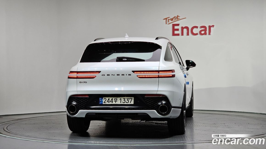 Genesis GV70 2.5T Gasoline 2WD, 2024