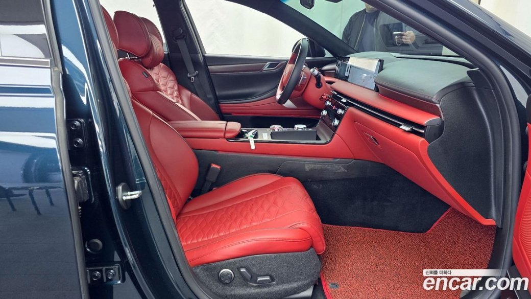 Genesis G80 Gasoline 2.5 Turbo AWD, 2025
