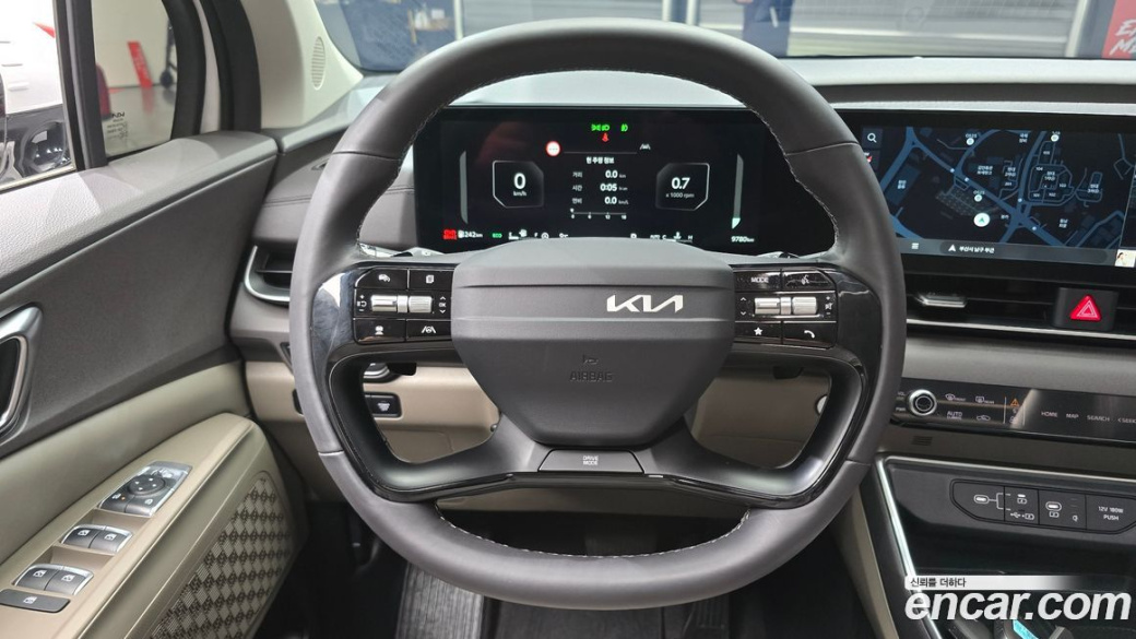 Kia Carnival 7-Seater Noblesse, 2025