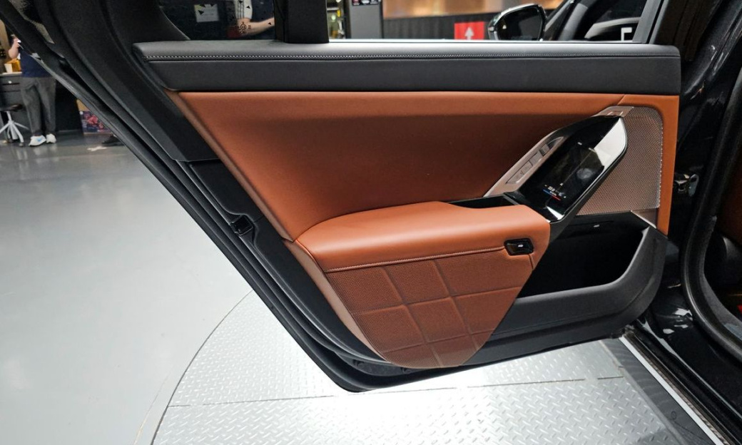 BMW 7-Series 740i sDrive M Sport, 2024