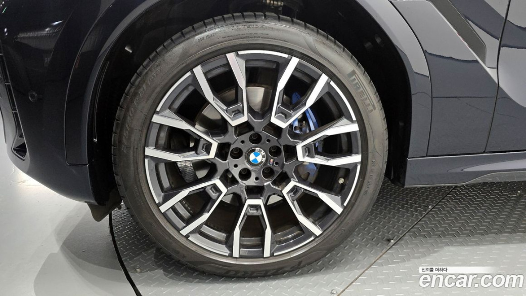 BMW X6 xDrive40i M Sport, 2024