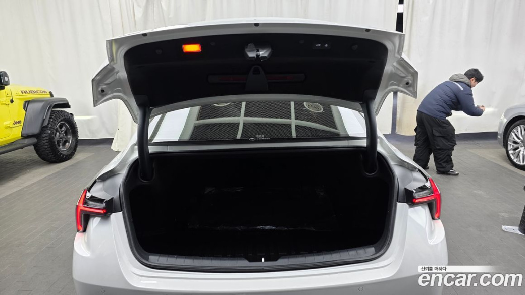 Kia K8 2.5 Gasoline 2WD, 2025