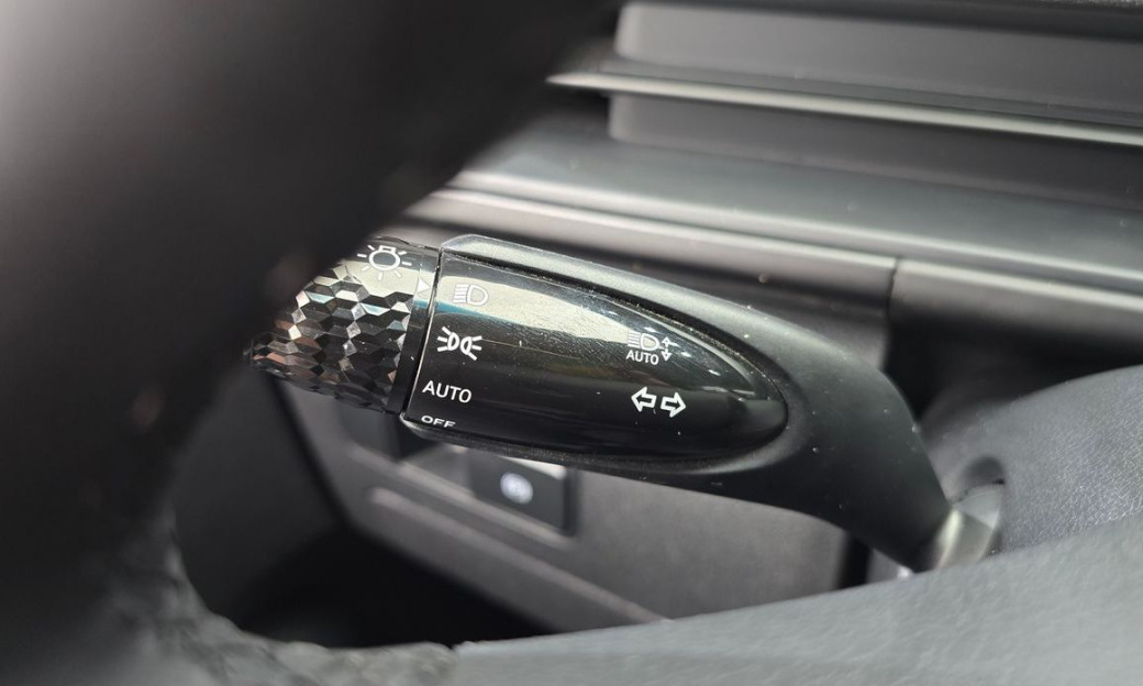 Hyundai Staria Tourer 11-Seater, 2025