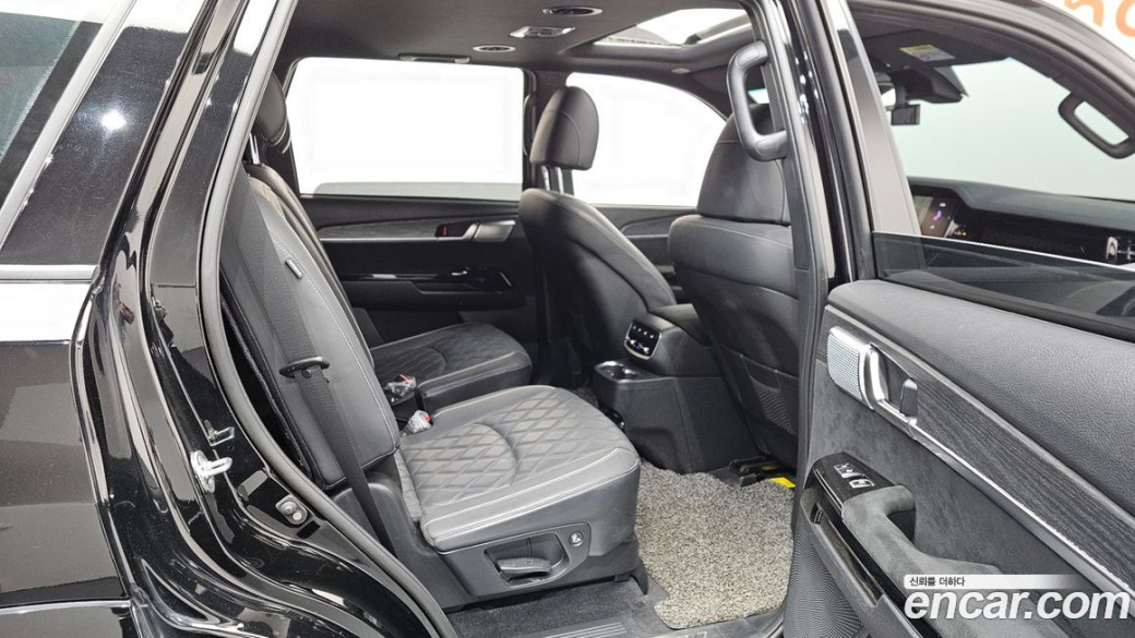 Kia Mohave Diesel 3.0 4WD 6-Seater, 2022