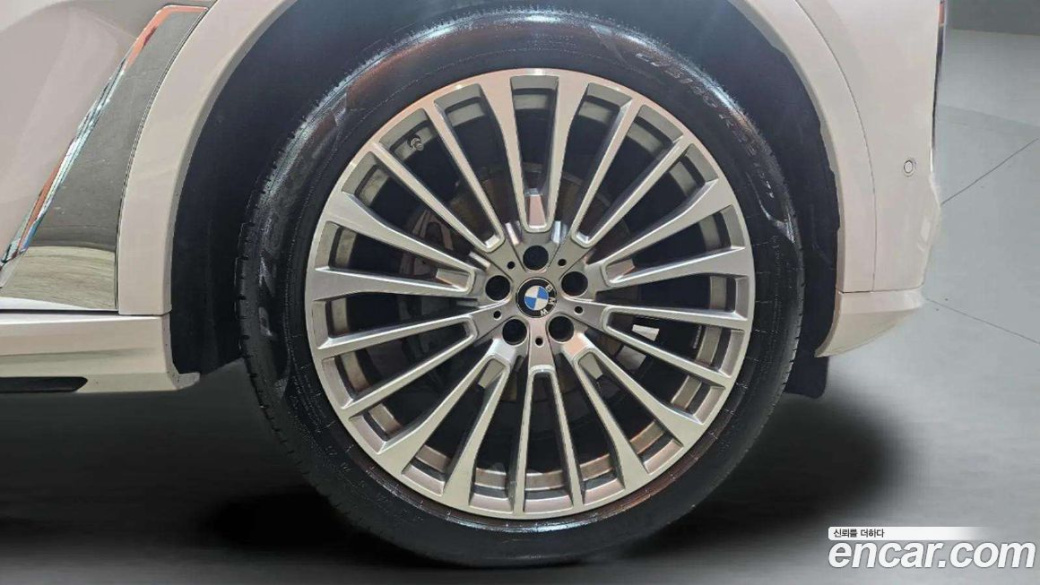 BMW X7 xDrive 40i Design Pure Excellence 7-Seater, 2025