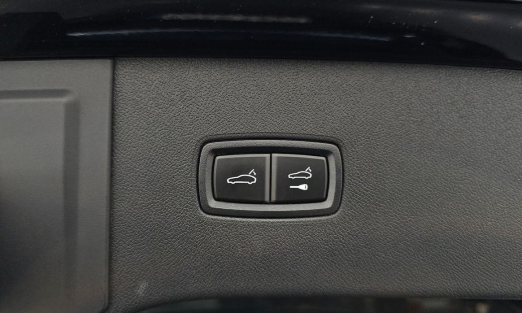 Porsche Cayenne 3.0, 2024