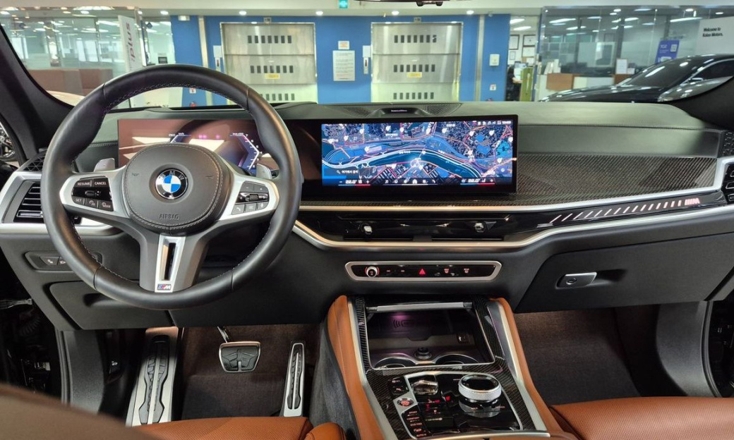 BMW X6 M60i, 2024