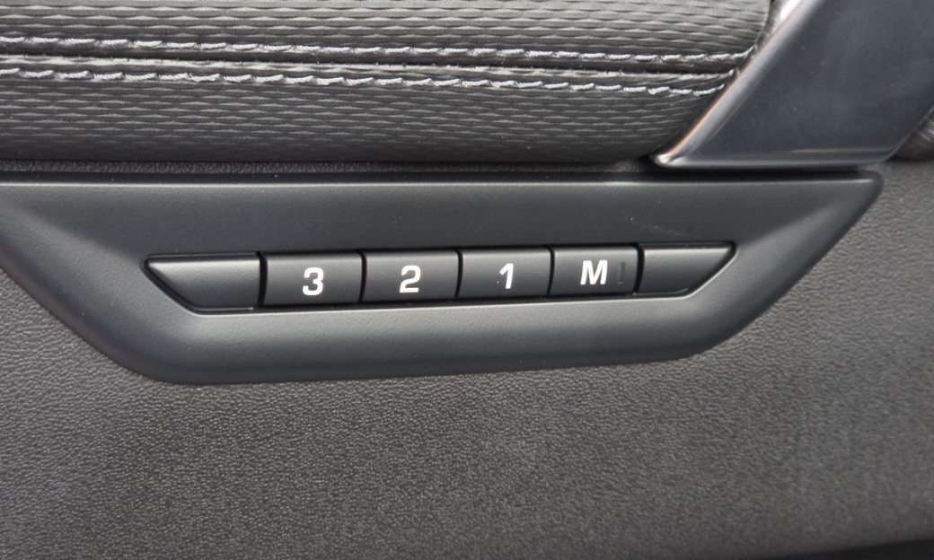 Land Rover Discovery Sport P250 Dynamic SE, 2025