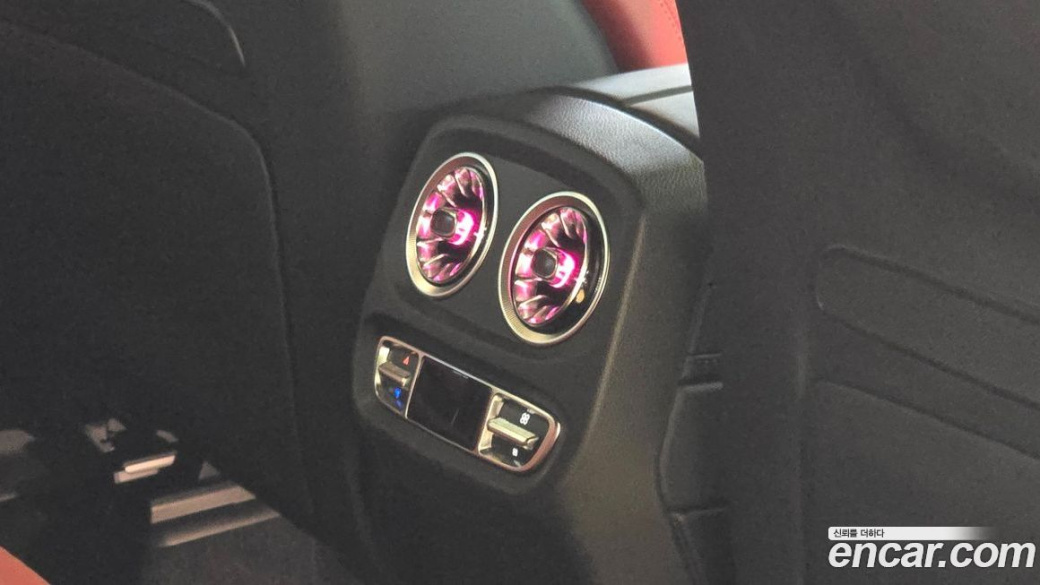 Mercedes-Benz G-Class AMG G63 Manufaktur, 2024