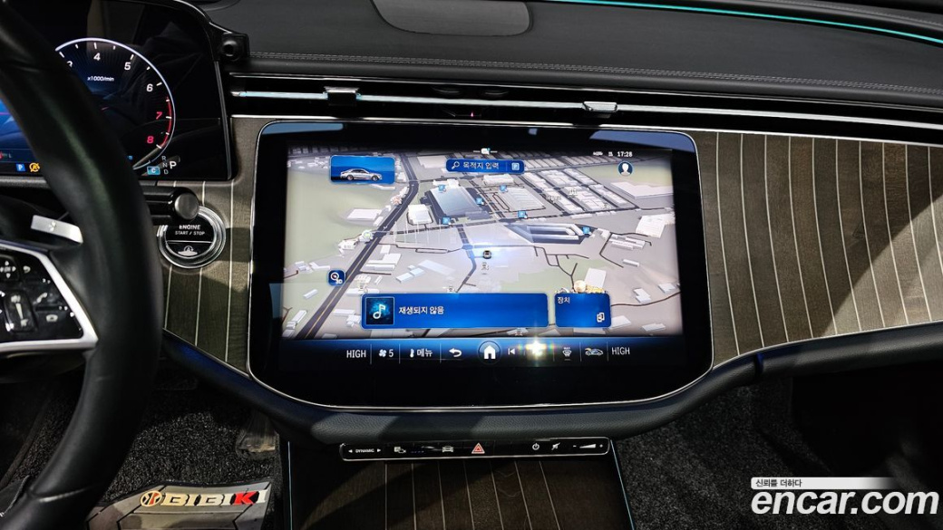 Mercedes-Benz E-Class E300 4MATIC Exclusive, 2024