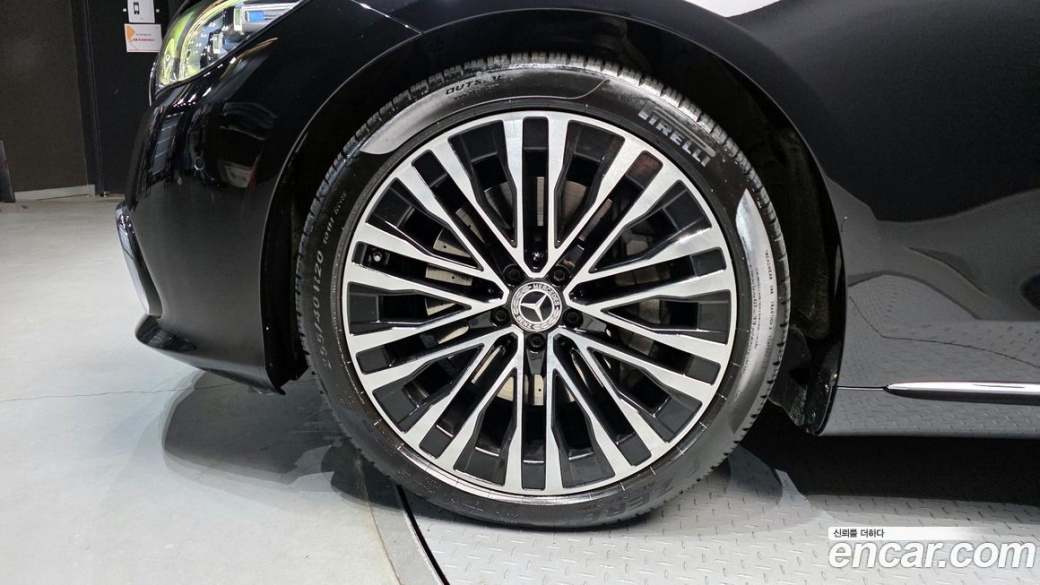 Mercedes-Benz S-Class S450L 4MATIC, 2023