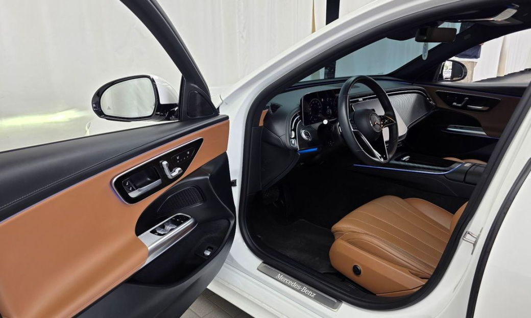 Mercedes-Benz E-Class E200 Avantgarde, 2024