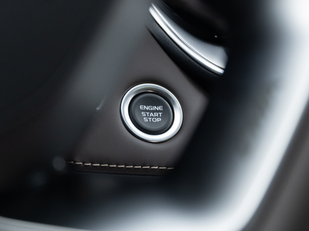 Geely Monjaro 2.0 AT 2025