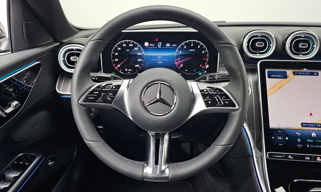 Mercedes-Benz C-Class C200 Avantgarde, 2025