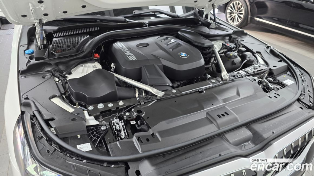 BMW 5-Series 520i M Sport, 2024