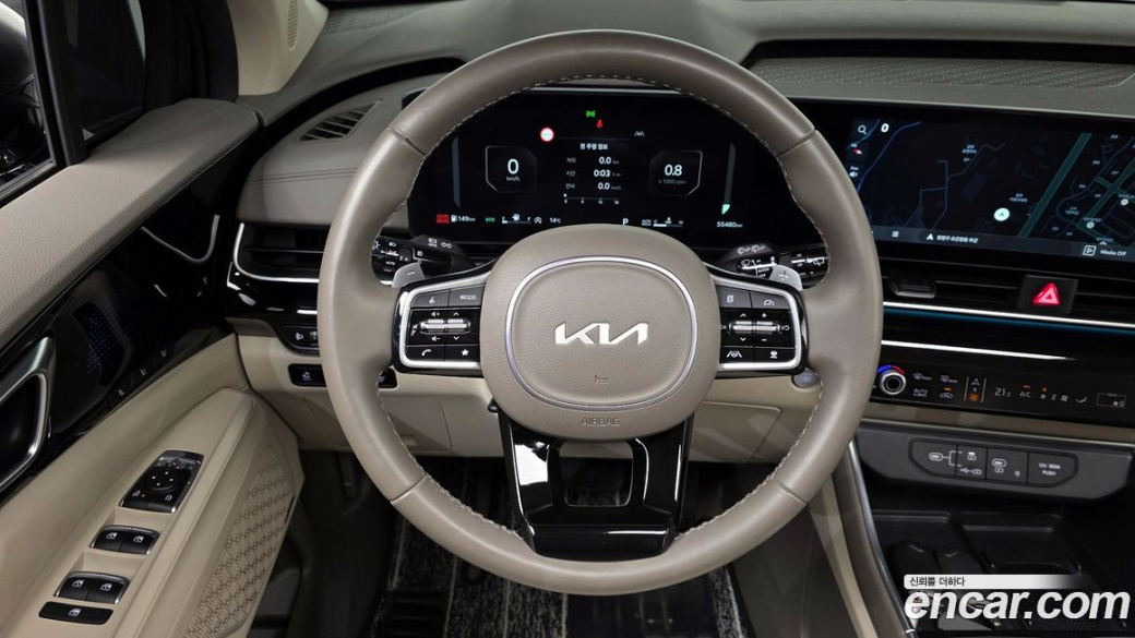 Kia Carnival 9-Seater Gravity, 2025
