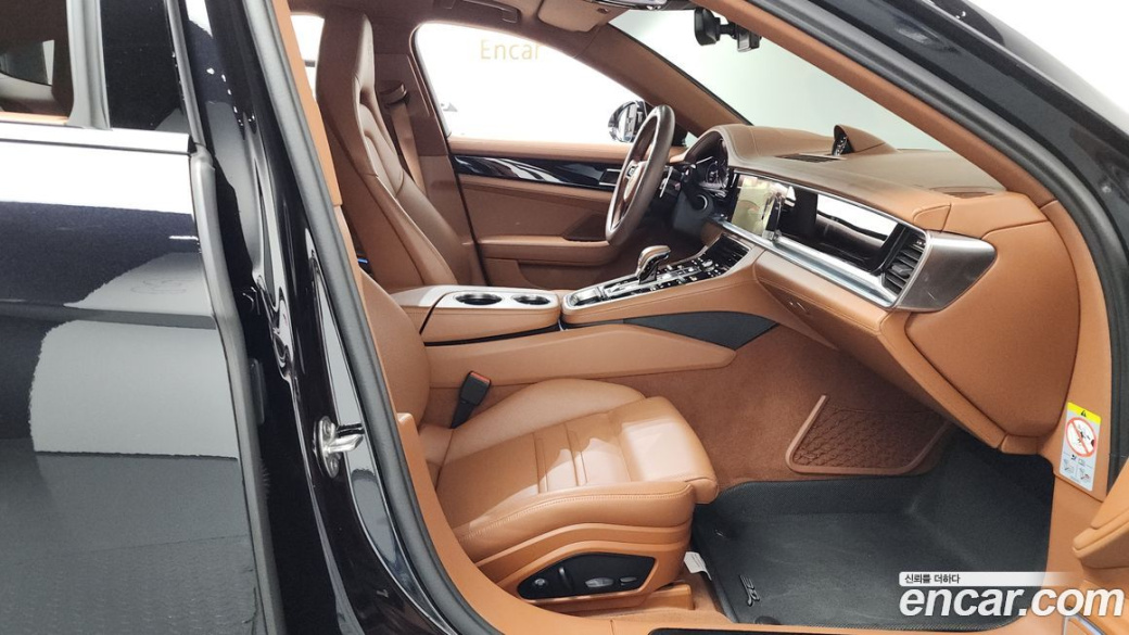 Porsche Panamera 2.9 AWD Platinum Edition, 2024