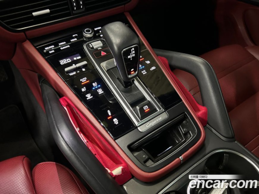 Porsche Cayenne 3.0 Coupe, 2020