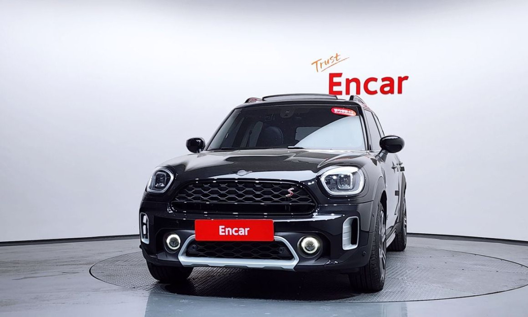Mini Countryman ALL4 Classic Launch Pack, 2023