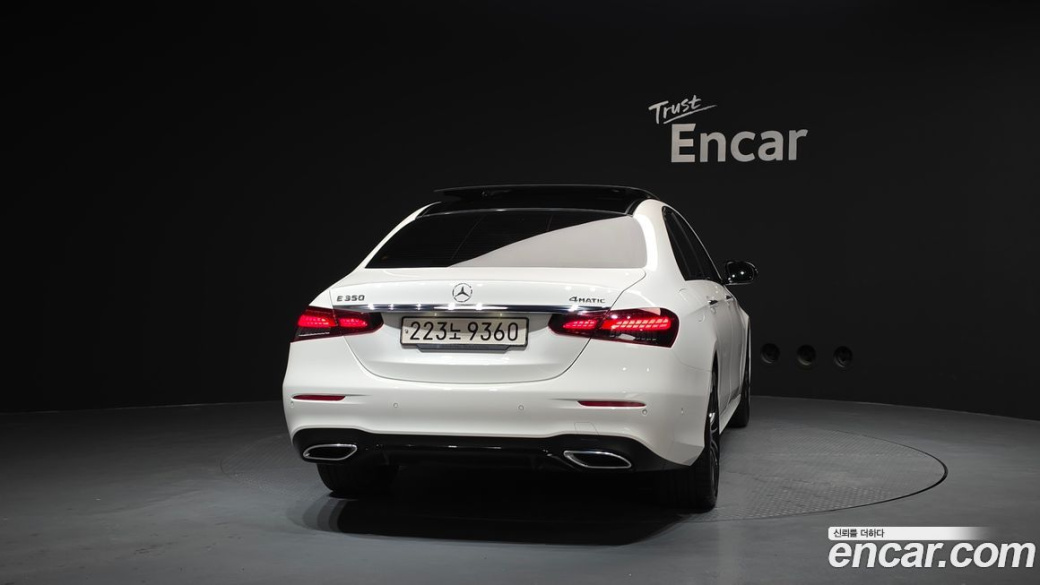 Mercedes-Benz E-Class E350 4MATIC AMG Line, 2023