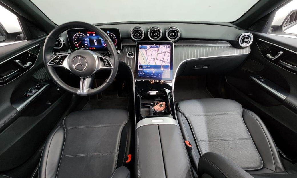 Mercedes-Benz C-Class C300 4MATIC Avantgarde, 2023