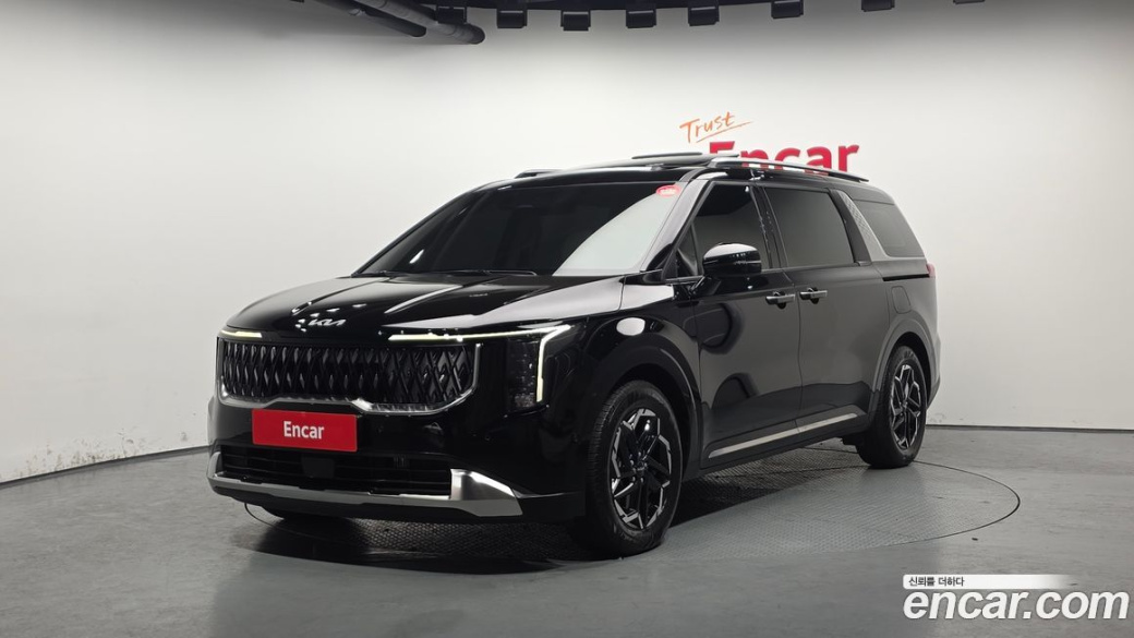 Kia Carnival 9-Seater Signature, 2025