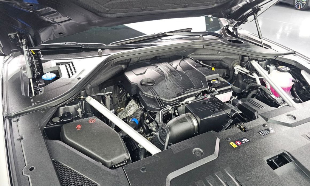 Genesis GV70 2.5T Gasoline 2WD, 2025