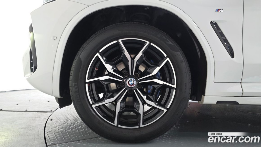 BMW X4 xDrive20i M Sport, 2024
