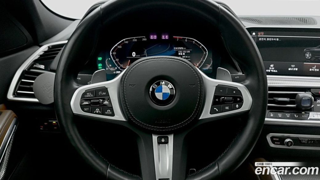 BMW X6 xDrive40i M Sport, 2022