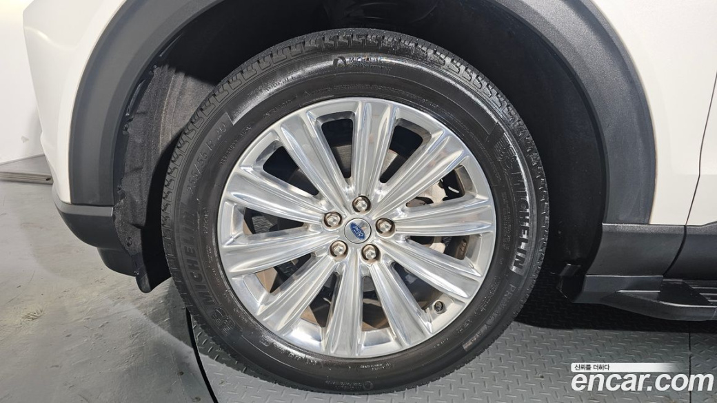 Ford Explorer 2.3 LimIted 4WD, 2021