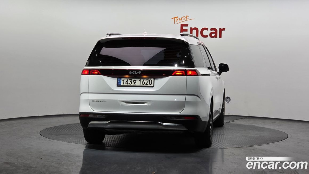 Kia Carnival 9-Seater Signature, 2022