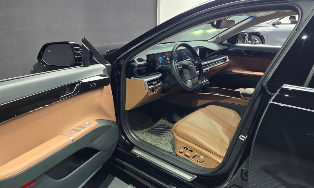 Hyundai Grandeur 2,5 Gasoline 2WD, 2025