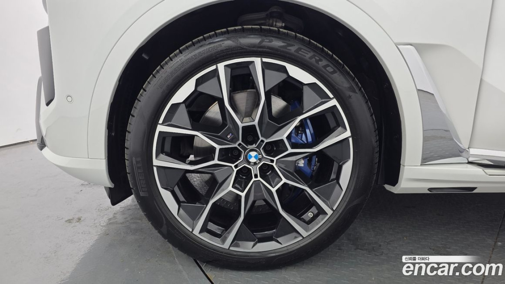 BMW X7 xDrive 40i M Sport 6STR, 2025