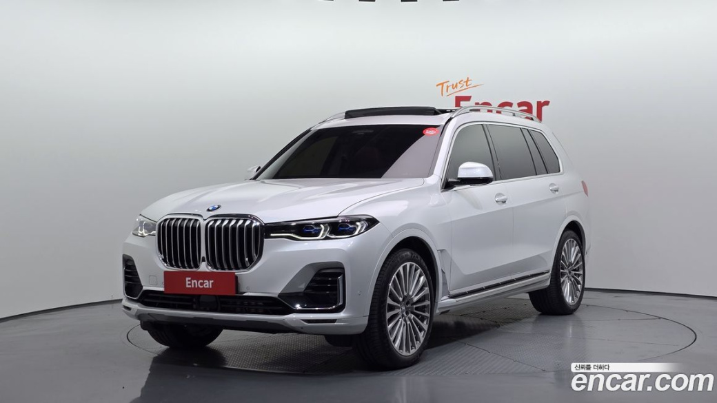 BMW X7 xDrive 40i Design Pure Excellence 6-Seater, 2022