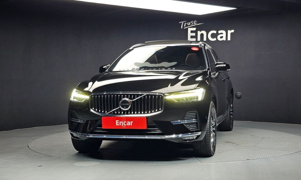 Volvo XC60 B5 Inscription, 2022