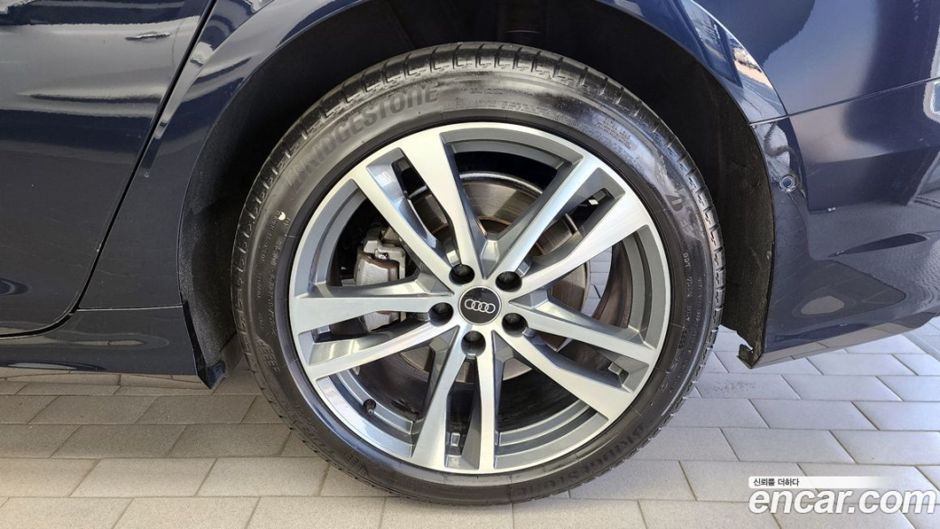 Audi A6 45 TFSI Premium, 2023