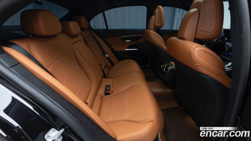 Mercedes-Benz C-Class C300 4MATIC Avantgarde, 2024