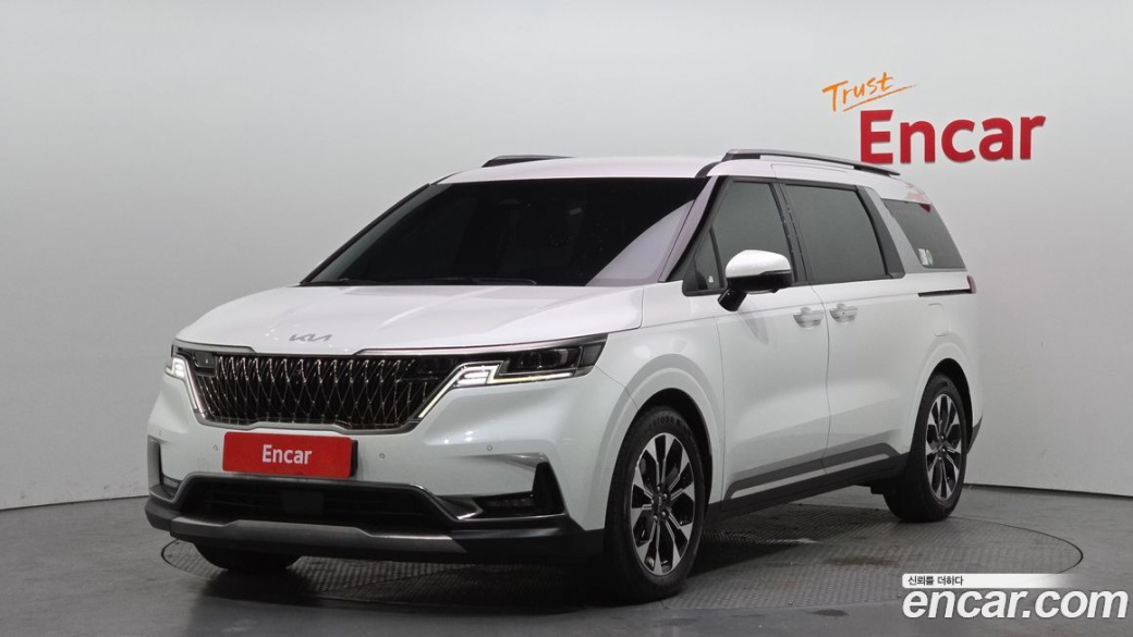 Kia Carnival 9-Seater Signature, 2023