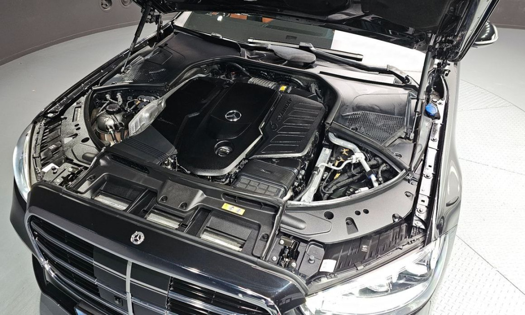 Mercedes-Benz S-Class S400 d 4MATIC, 2022