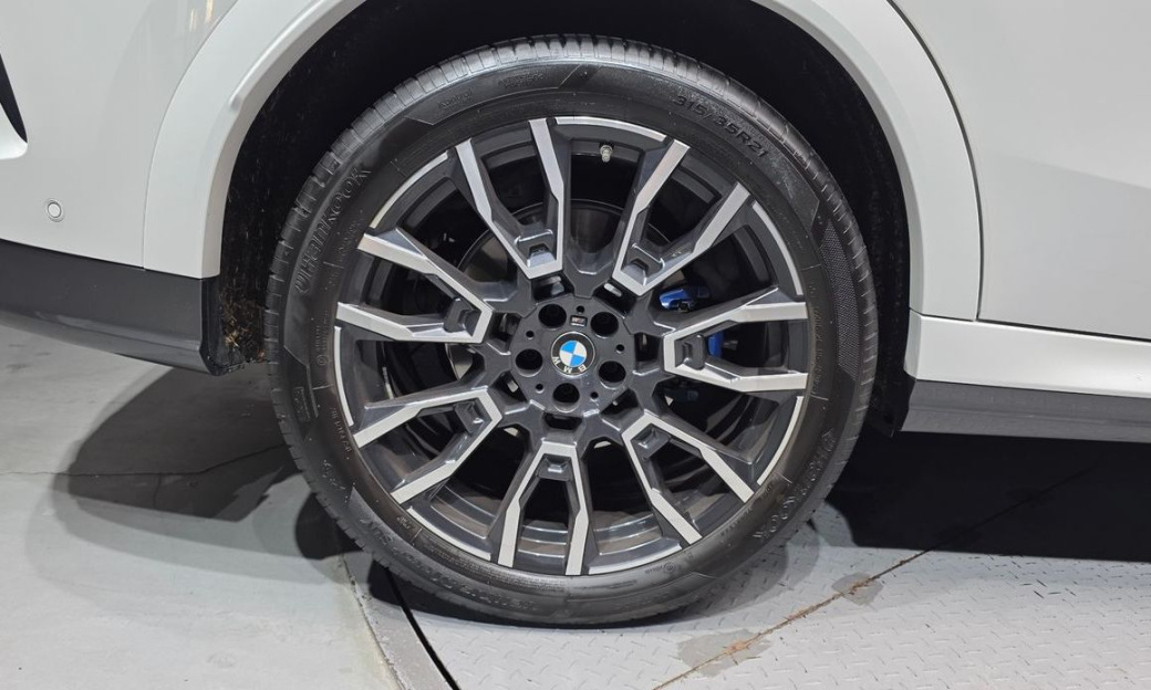 BMW X6 xDrive40i M Sport, 2024