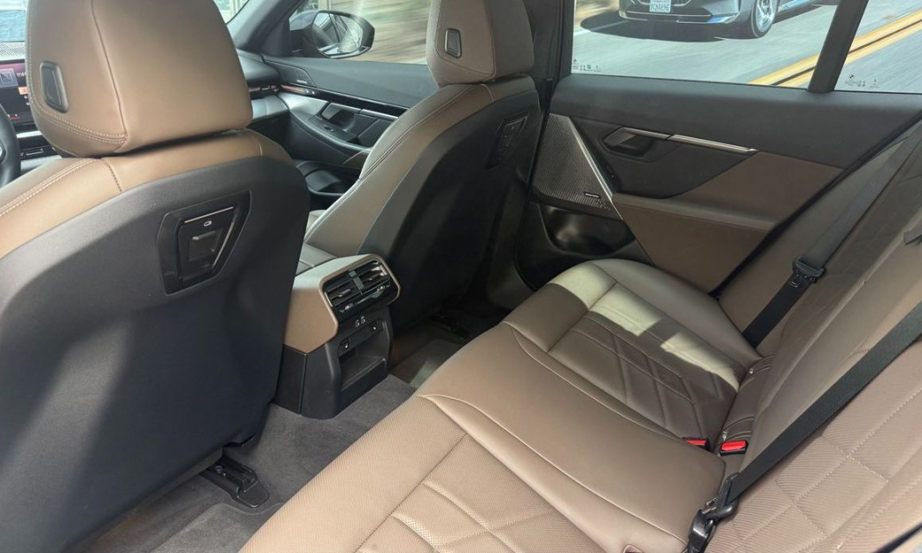 BMW 5-Series 520i M Sport, 2024