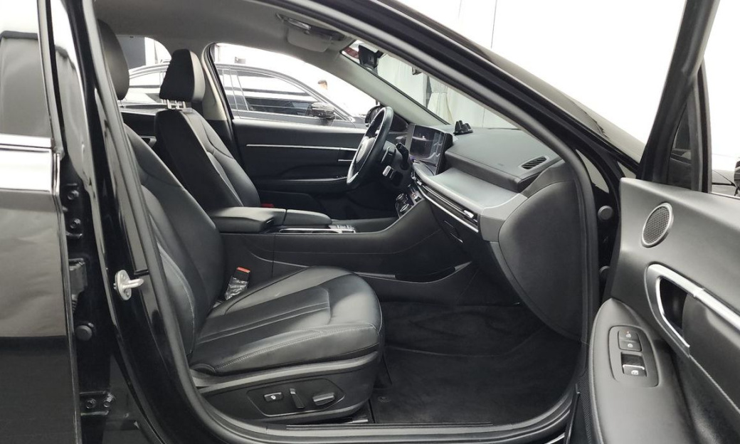 Hyundai Sonata 2.0, 2024