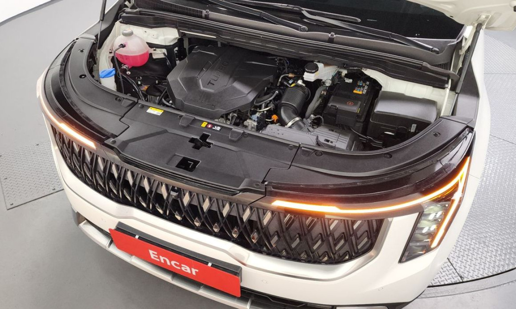 Kia Carnival 9-Seater Noblesse, 2025