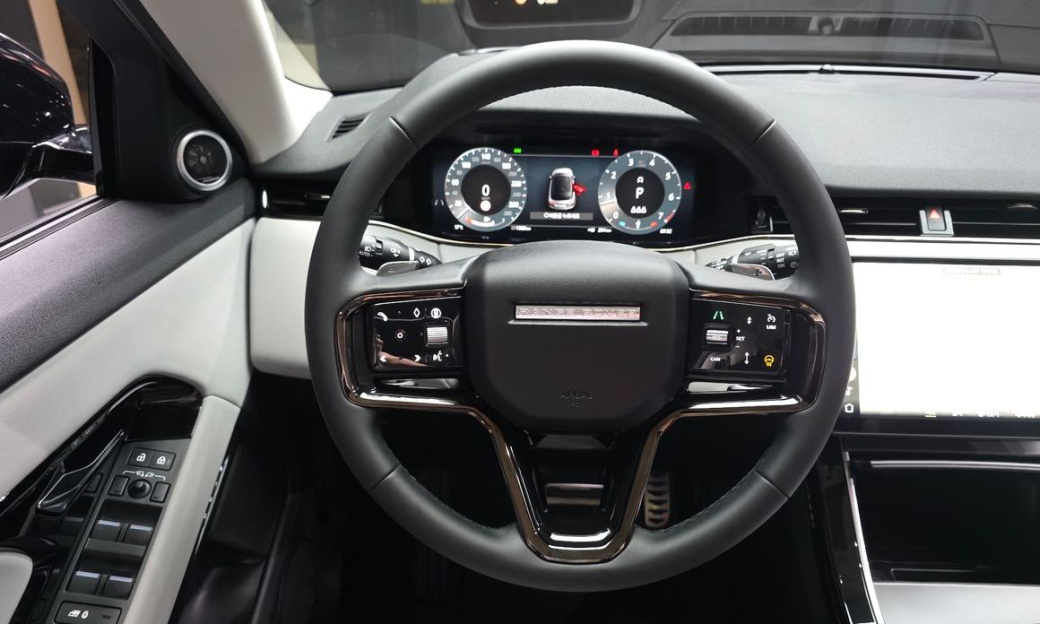 Land Rover Range Rover Evoque P250 Dynamic SE, 2025