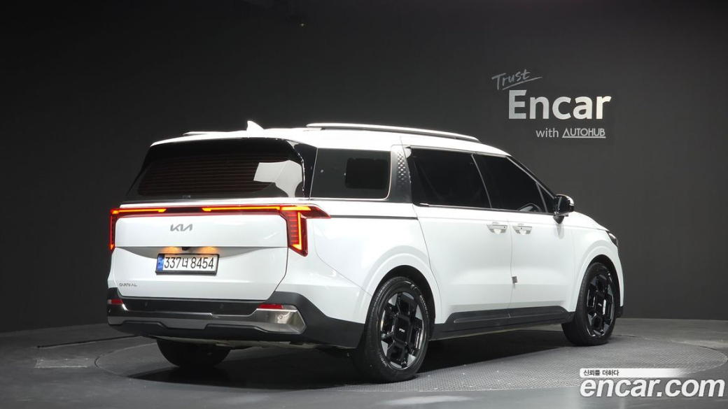 Kia Carnival 9-Seater Noblesse, 2024